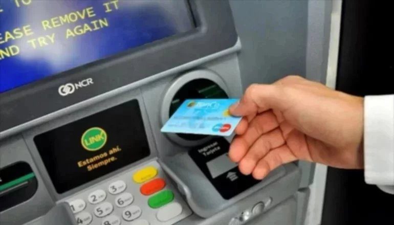Valdés confirmó el día de pago del sueldo de enero y Provincia acumula una inyección mensual de cerca de $45.500 millones