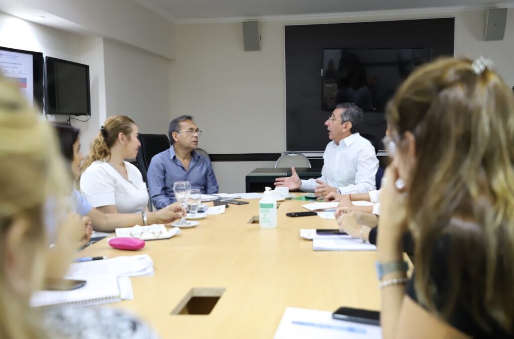 La Provincia coordina acciones para la protección de niños con patologías de salud mental