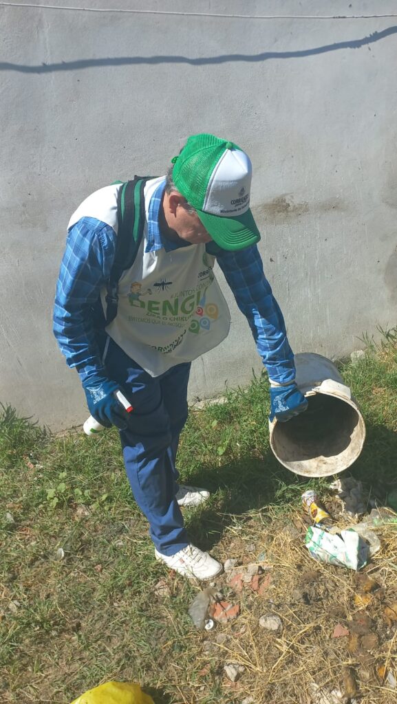 El Ministerio de Salud reitera el llamado a la población para que elimine los criaderos de mosquitos en sus hogares.