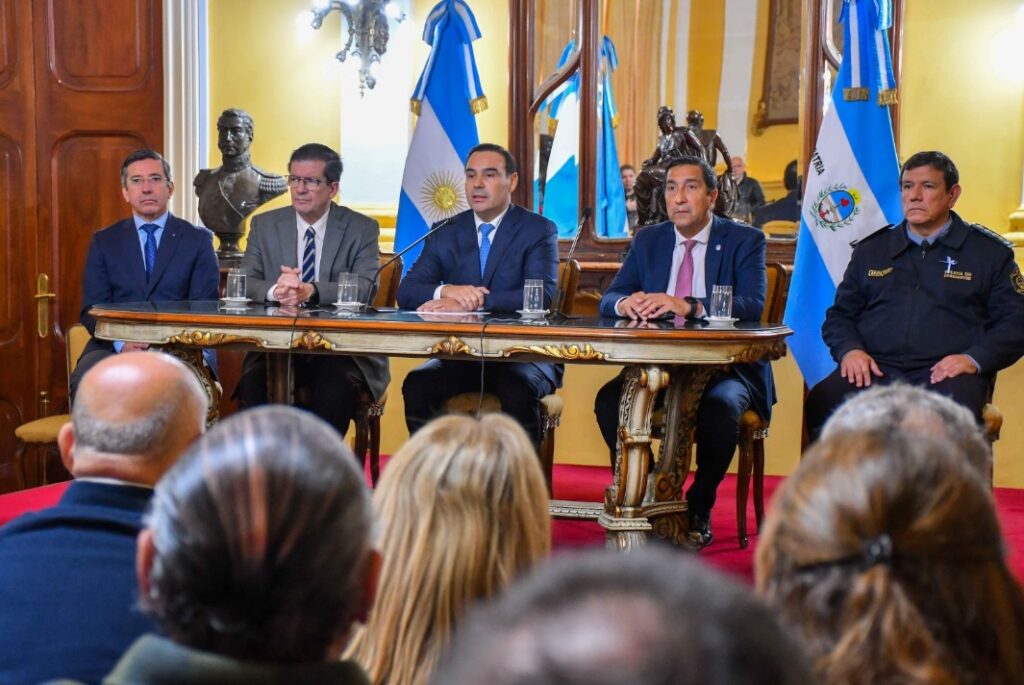 BÚSQUEDA DE LOAN: “NO BAJAREMOS LOS BRAZOS”, DIJO VALDÉS