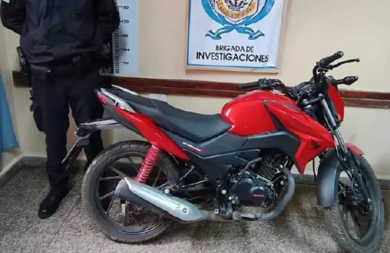ROBARON UNA MOTO EN CORRIENTES Y LA VENDIERON EN PASO DE LOS LIBRES