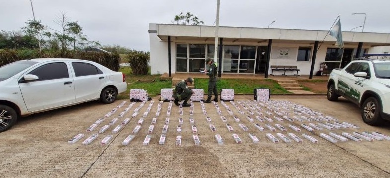 DETIENEN POR CONTRABANDO A SUBCOMISARIO DE PASO DE LOS LIBRES