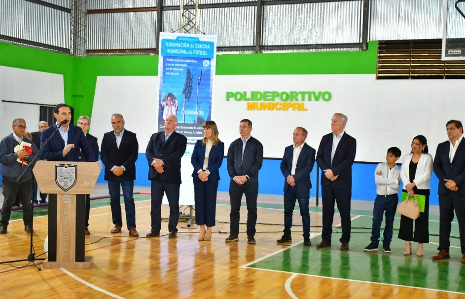 En El Sombrero, el Gobernador ratificó su compromiso con la localidad mediante la habilitación de obras deportivas y urbanas