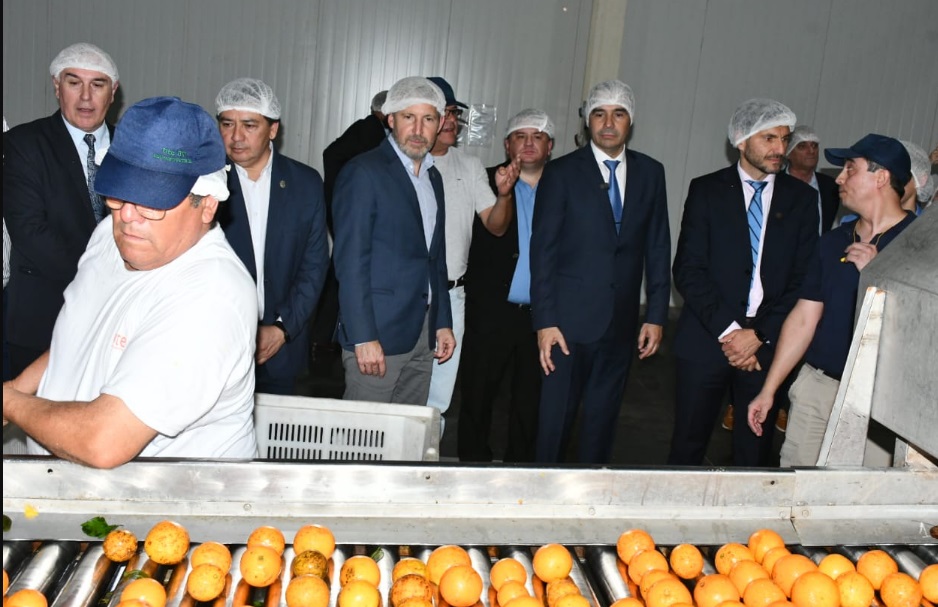 El gobernador Valdés inauguró una industria cítrica en Bella Vista junto a sus pares de Santa Fe y Entre Ríos