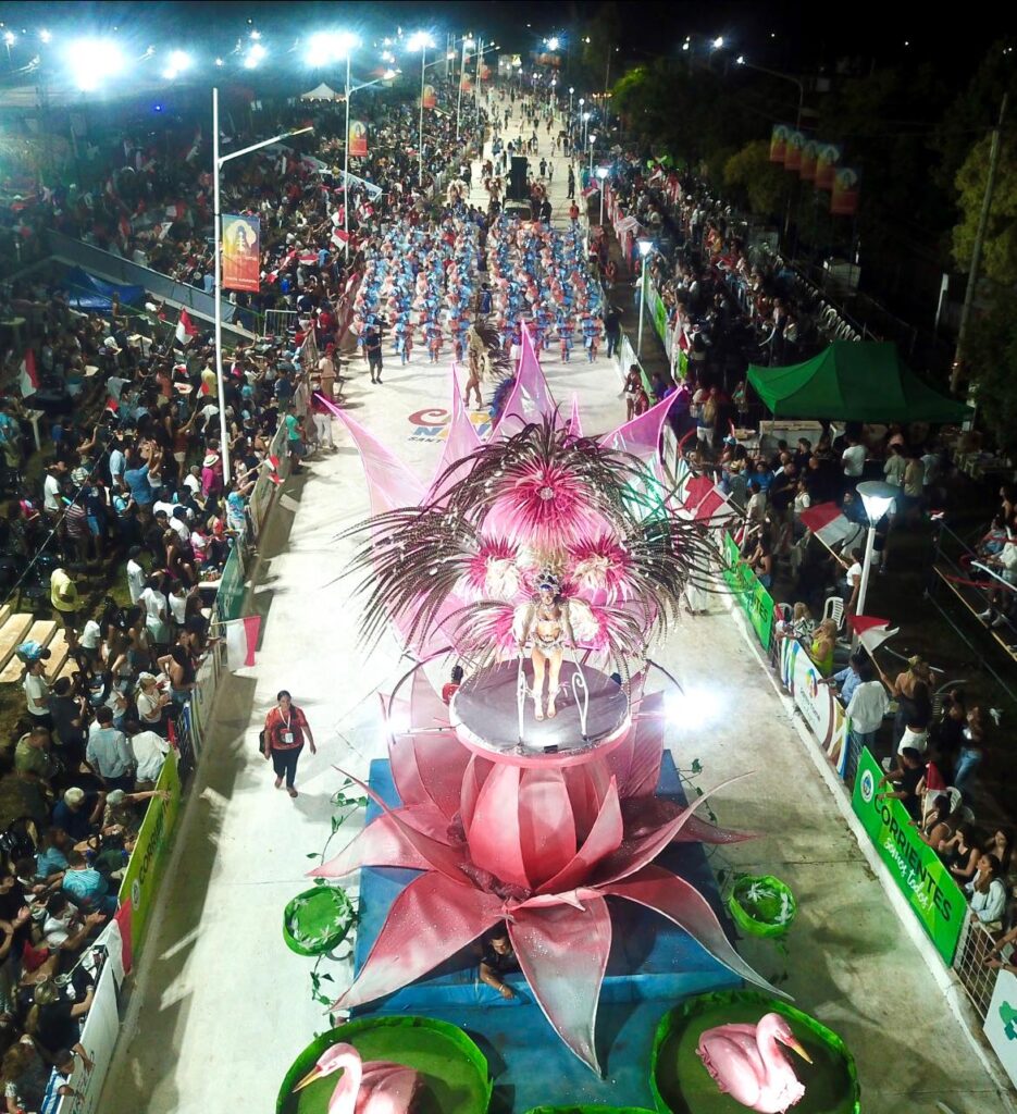 Continúan con todo su brillo y esplendor los carnavales en el interior de Corrientes