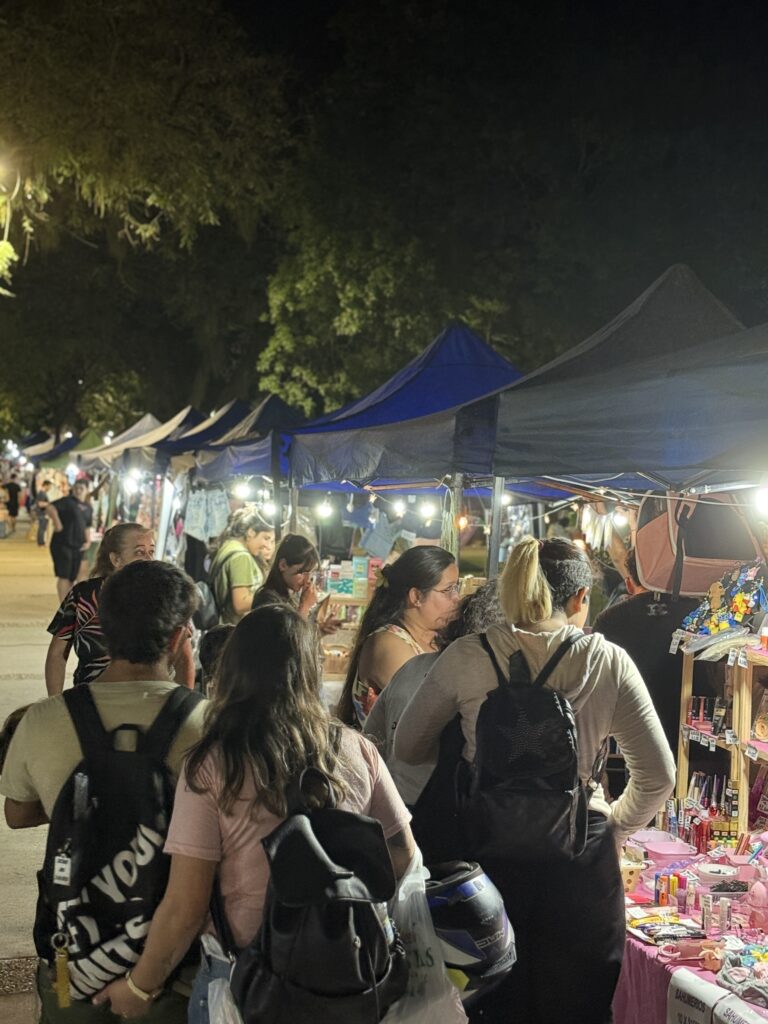 EXITOSA CONVOCATORIA EN LA FERIA DE ESTUDIANTES EMPRENDEDORES