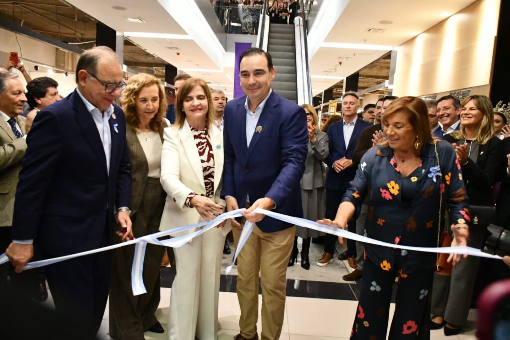 VALDÉS DESTACÓ LA FERIA ARTECO COMO UNA APUESTA CULTURAL QUE CRECE Y TRASCIENDE EN EL TIEMPO