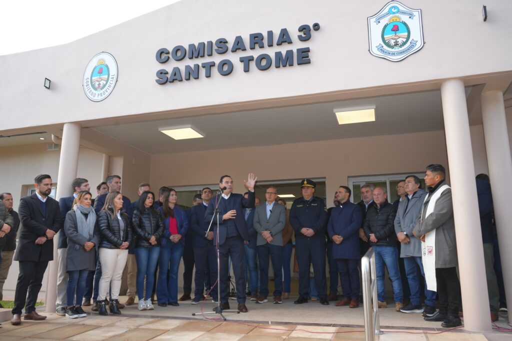 En Santo Tomé, Valdés inauguró la Comisaría 3ra y destacó la modernización del trabajo policial