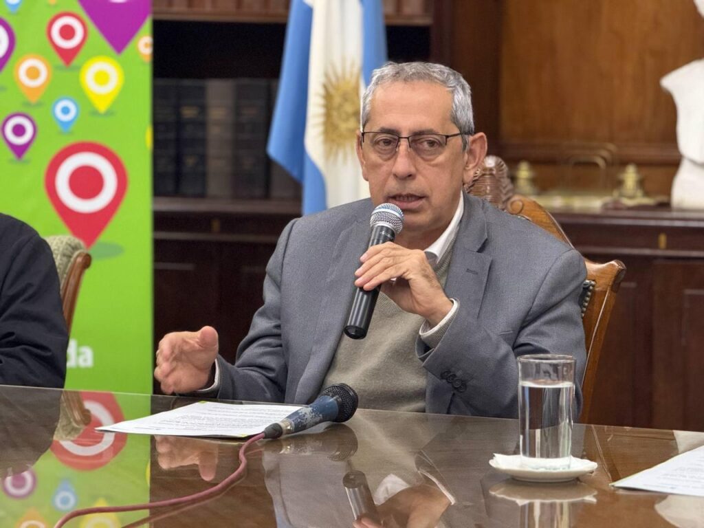 El ministro de Hacienda resaltó que la recuperación salarial está por arriba del índice inflacionario