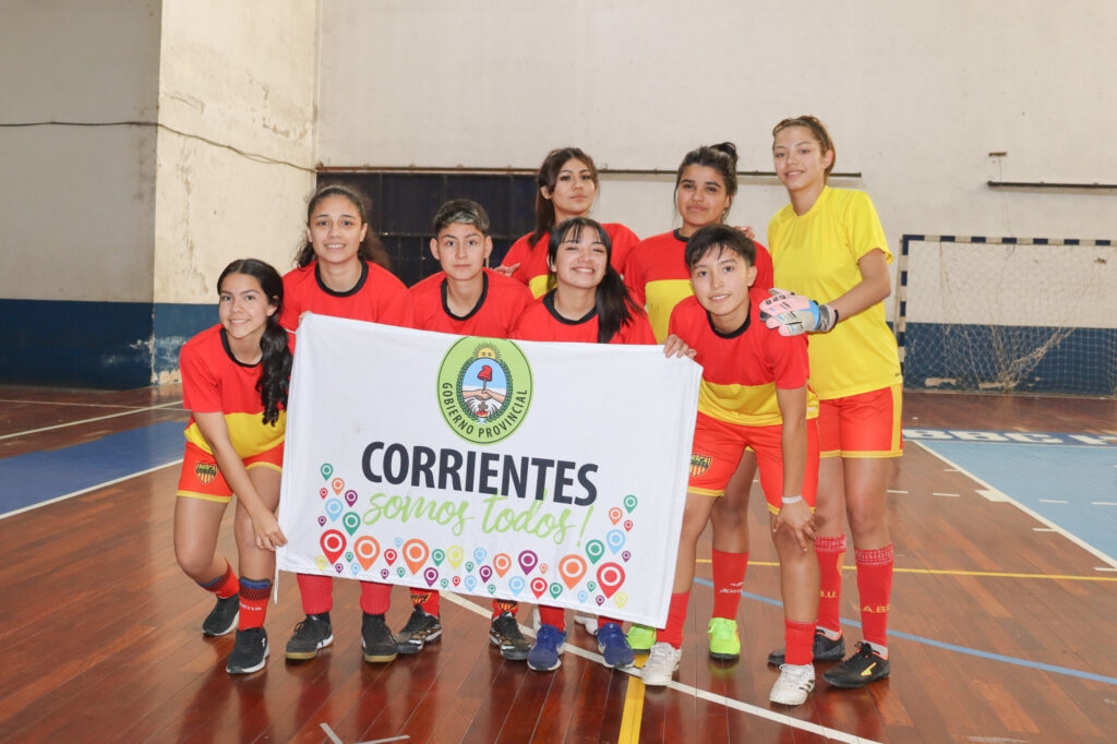 Juegos Correntinos 2025: Capital se quedó con los provinciales de fútsal femenino, vóley femenino y masculino