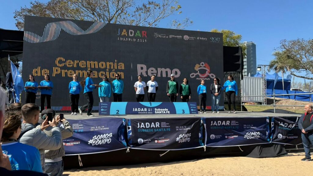 Juegos JADAR: Irina Zibelman y Celia Rodríguez, bronce en remo