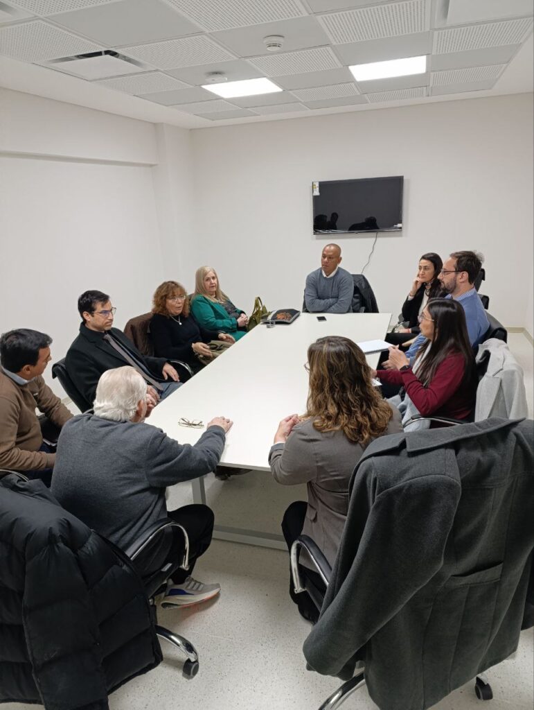 La Unidad Ejecutora Provincial coordinó acciones con el Instituto Oncológico Papa Francisco