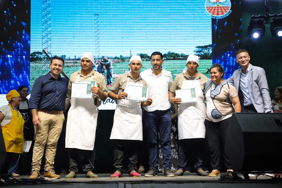 Saladas en la 8ª Fiesta Provincial del Lechón Artesanal